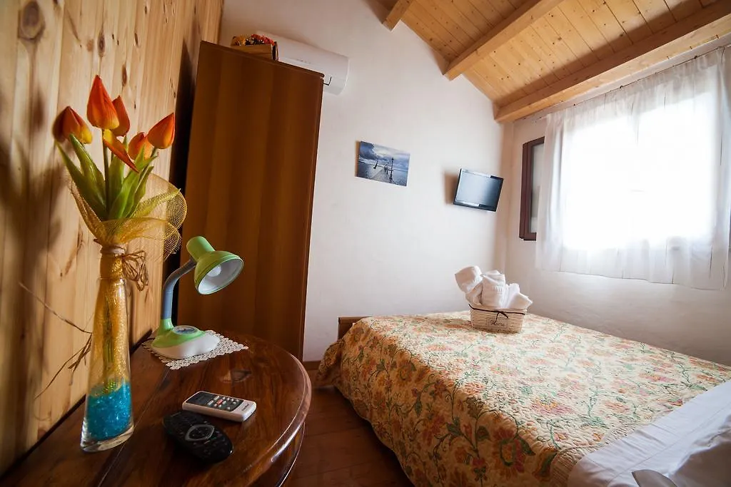 Acqua Di Mare Bed & Breakfast Luogo Grande 3*, Locogrande